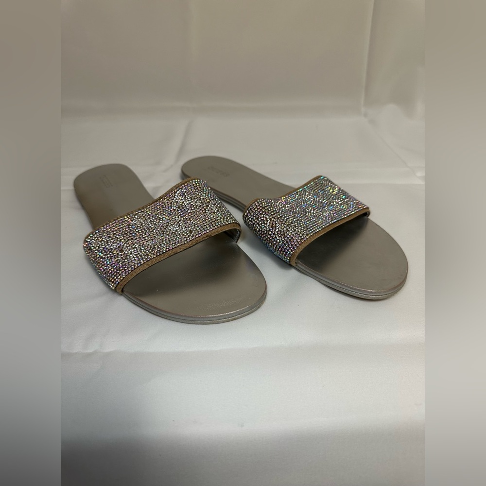 Guess Sandals Sparkly Silver Women’s Size 9